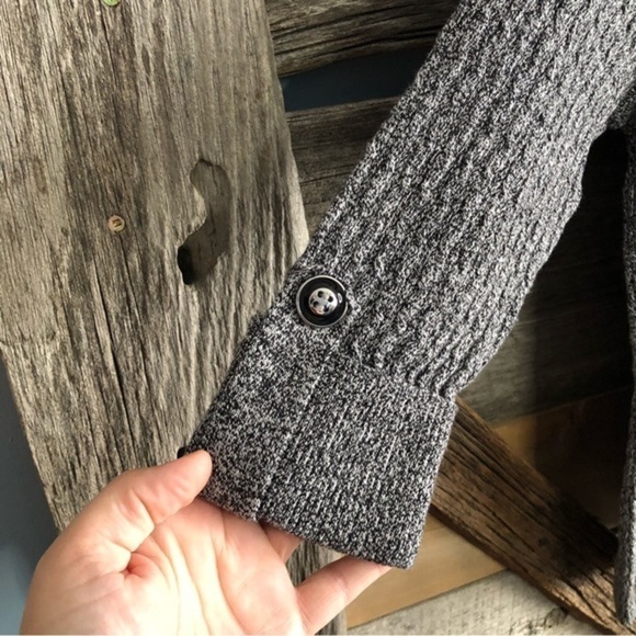 KAREN Scott Petites Size Large Grey Knit Sweater - Picture 2 of 5
